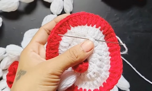 Create Your Own Delightful Crochet Flower Gate Curtain for Home Decor