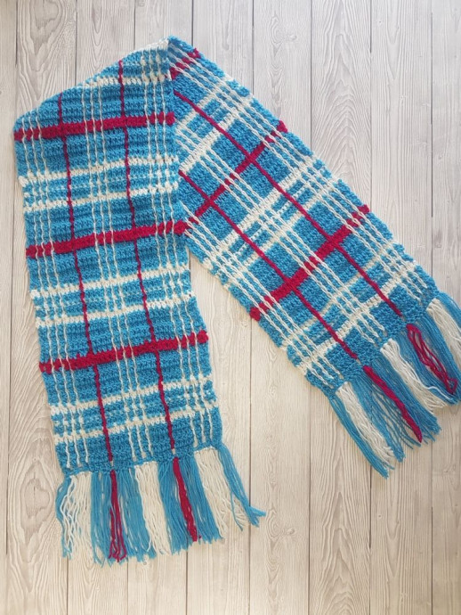 Create Your Own Cozy Crochet Plaid Scarf: A Step-by-Step Guide
