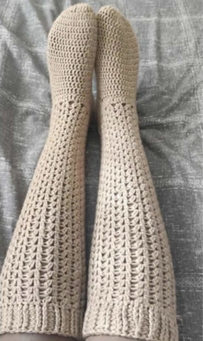 Easy Knee High Socks Free Crochet Pattern