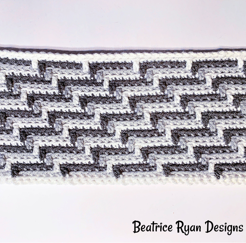 How to Create a Stylish Handmade Snow Peak Scarf with Unique Crochet Techniques