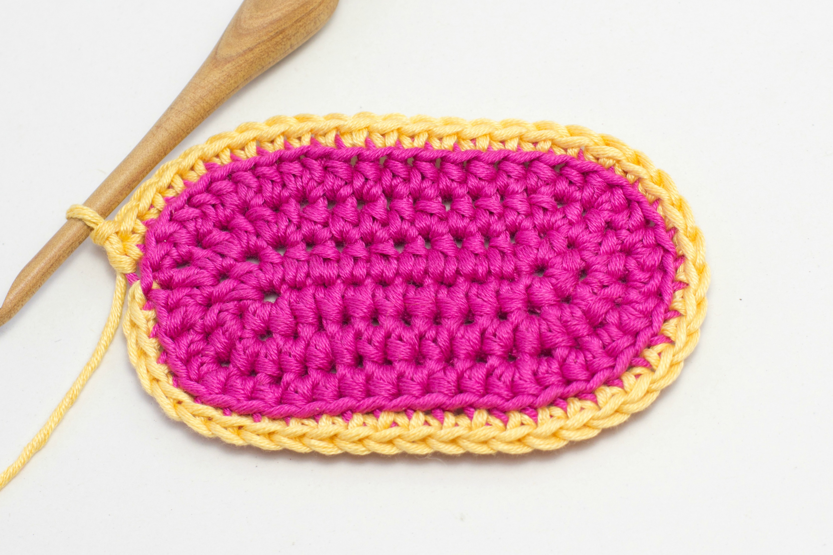 Adorable Crochet Lollipop Circus Baby Booties Tutorial for Stylish Baby Fashion