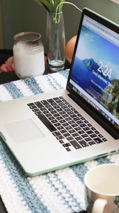 Enhance Your Workspace with the Crochet Ocean Breeze Desk Mat Tutorial Enhance Your Workspace with the Crochet Ocean Breeze Desk Mat Tutorial