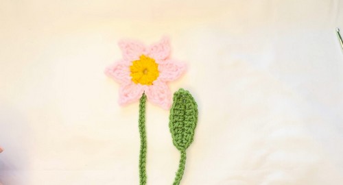 Crochet Flower Bookmark