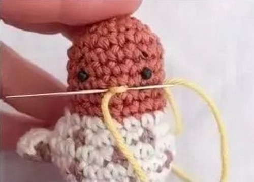 Create Your Adorable Amigurumi Hen with Easy Crochet Patterns