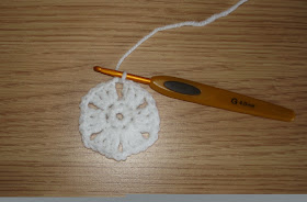Create a Stunning Snowflake Placemat with Crochet for Winter Elegance