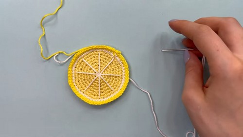 Create Adorable Crochet Lemon Earrings and Keychain for a Pop of Color in Your Accessories
