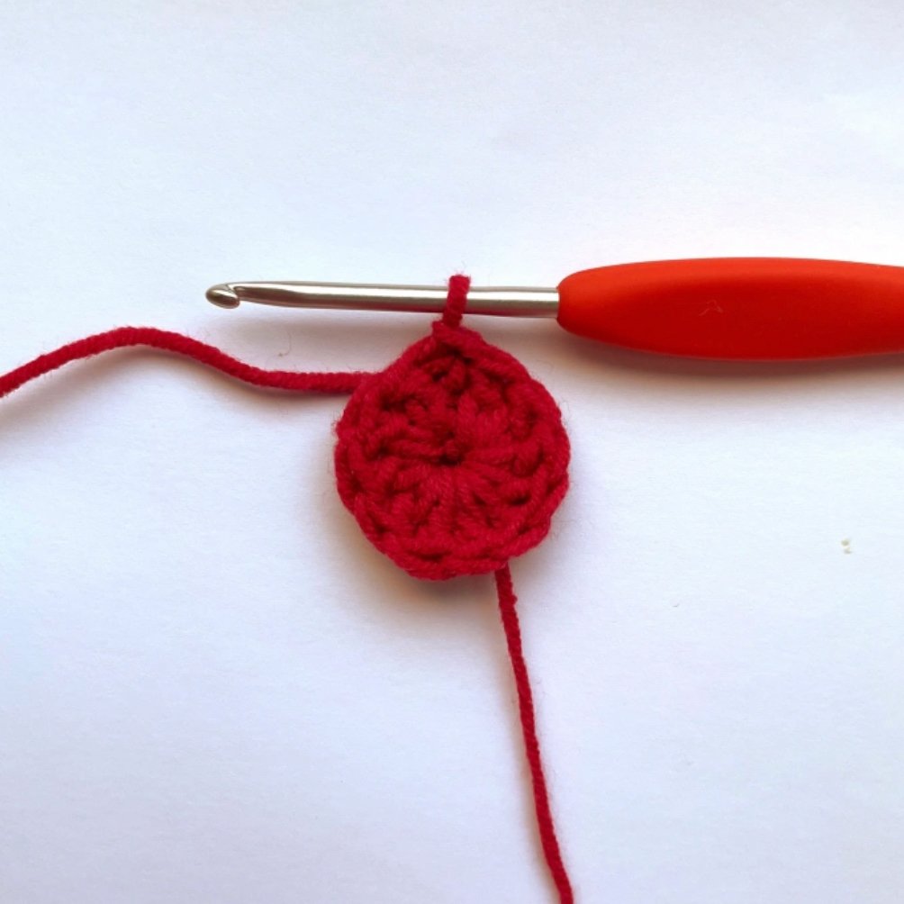 Create Adorable Baubles: A Delightful Crocheting Guide for All Skill Levels