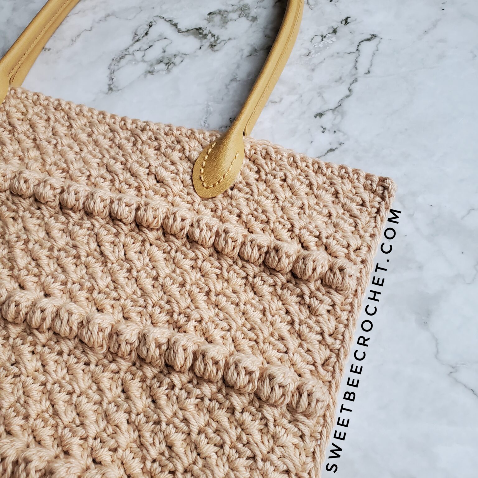 Create Your Own Crochet Breezy Bobble Tote Bag - A Stylish DIY Accessory for Every Occasion