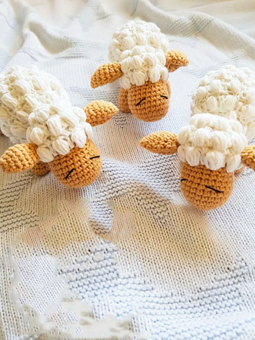 How to Create a Crochet Little Lamb Amigurumi: A Step-by-Step Guide How to Create a Crochet Little Lamb Amigurumi: A Step-by-Step Guide