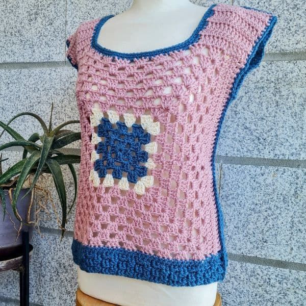 Create Your Own Cozy Crochet Granny Square Vest: A Step-by-Step Guide Create Your Own Cozy Crochet Granny Square Vest: A Step-by-Step Guide