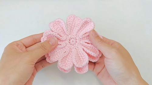 Create Beautiful Crochet Zinnia Flowers: A Step-by-Step Guide for All Skill Levels