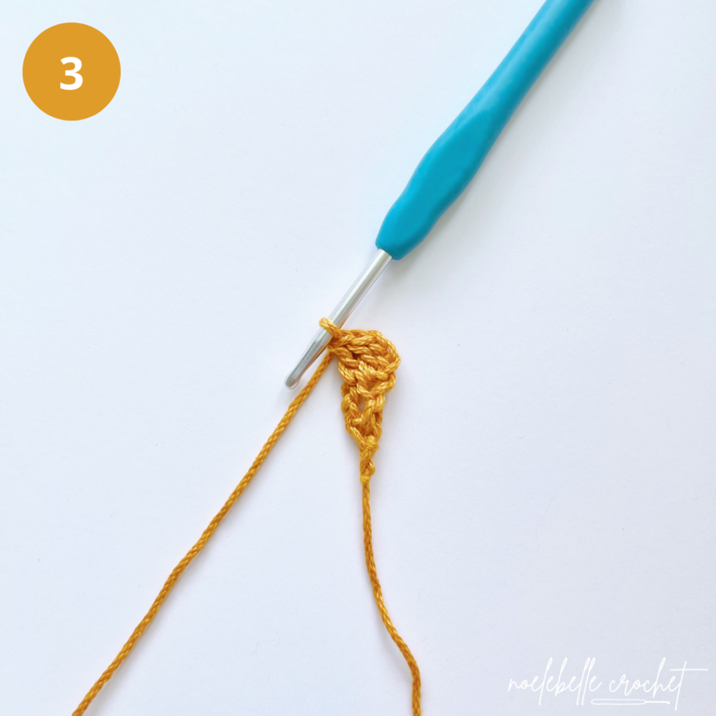Create Your Own Adorable Crochet Headwrap: A Stylish Accessory for All Seasons