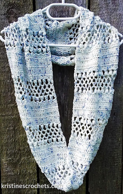 Create Your Cozy Crochet Speckled Infinity Scarf: A Stylish Accessory for Winter