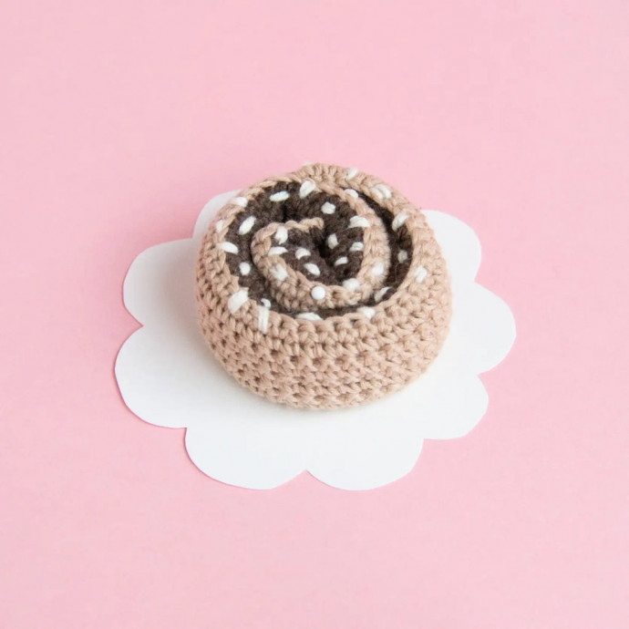 Create Adorable Crochet Cinnamon Buns: A Step-By-Step Guide for Craft Enthusiasts Create Adorable Crochet Cinnamon Buns: A Step-By-Step Guide for Craft Enthusiasts