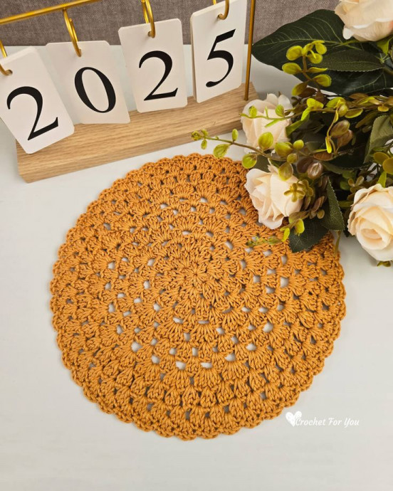 Create a Beautiful Crochet Granny Circle Table Mat for Your Dining Experience
