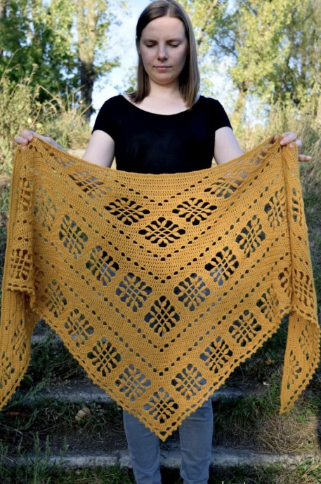 Sienna Shawl Crochet Pattern
