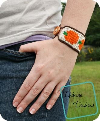 Crochet Pumpkin Bracelet