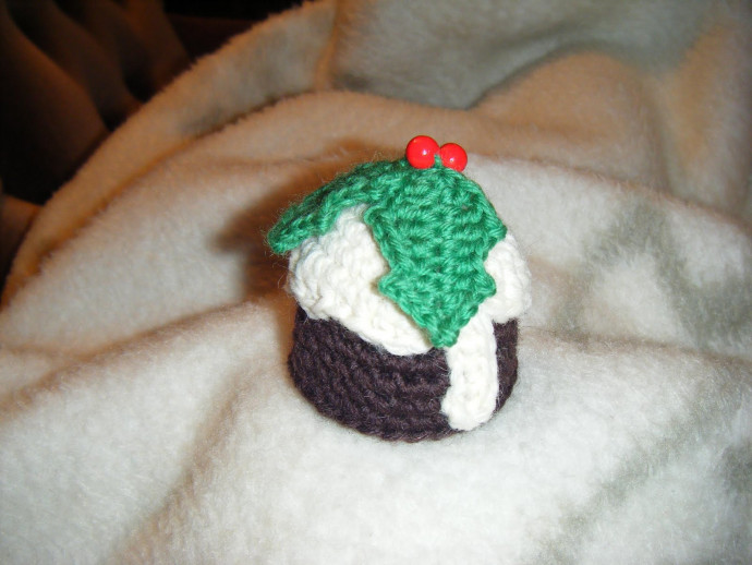 Create Adorable Crocheted Christmas Puddings for Your Holiday Decor Create Adorable Crocheted Christmas Puddings for Your Holiday Decor