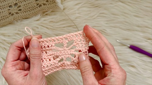 Master the Crochet Daisy Stitch: A Step-by-Step Guide to Floral Crochet Patterns