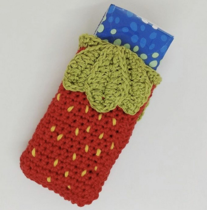 Adorable Handcrafted Strawberry Crochet Tissue Holder – A Stylish and Practical Accessory for Everyday Use Adorable Handcrafted Strawberry Crochet Tissue Holder – A Stylish and Practical Accessory for Everyday Use