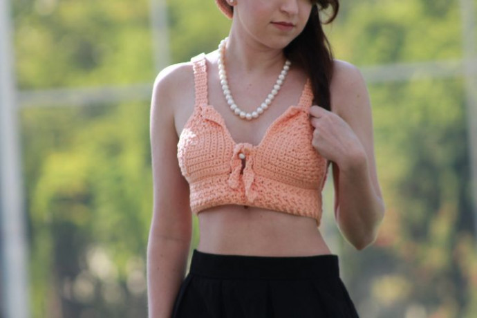 How to Crochet the Stylish Guinevere Bralette: A Comprehensive Guide with Patterns and Images How to Crochet the Stylish Guinevere Bralette: A Comprehensive Guide with Patterns and Images