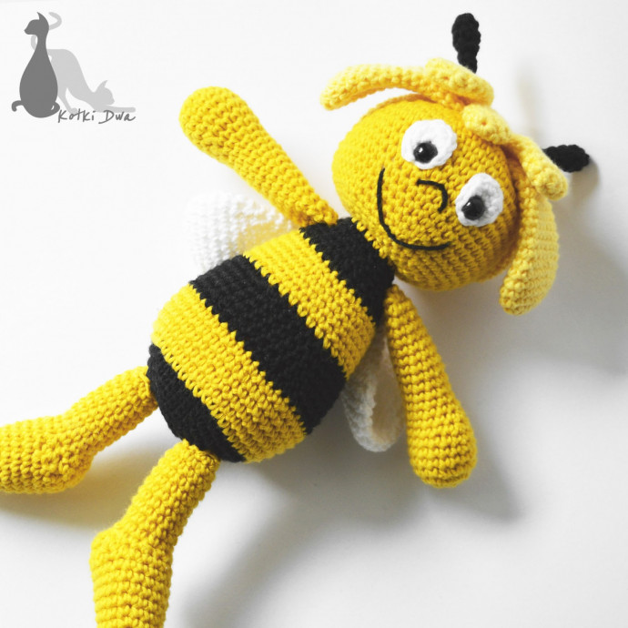 Create Your Own Crochet Maya the Bee Doll: A Step-by-Step Guide with Patterns and Tips Create Your Own Crochet Maya the Bee Doll: A Step-by-Step Guide with Patterns and Tips
