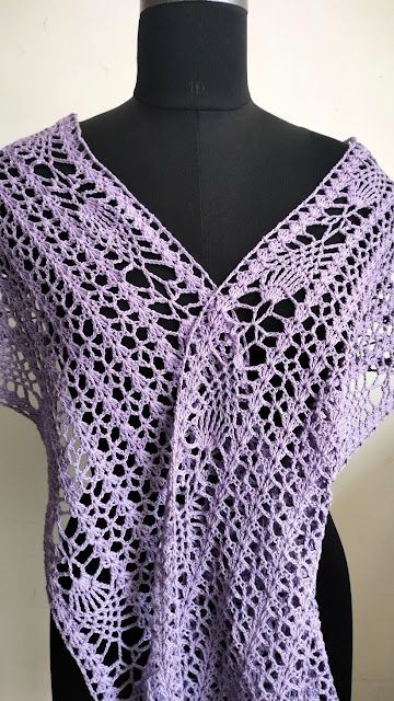 Elevate Your Summer Style with the Crochet Lace Summer Wrap Featuring a Charming Pineapple Border Elevate Your Summer Style with the Crochet Lace Summer Wrap Featuring a Charming Pineapple Border