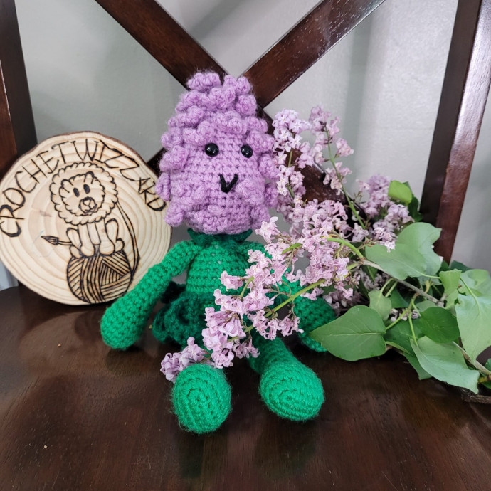 Discover the Adorable Crochet Lilac Buddy Amigurumi – Perfect for Handcrafted Charm