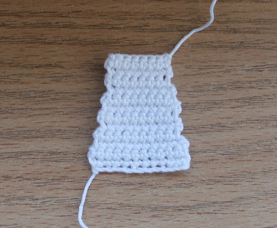 How to Crochet a Charming Bookmark Ship: A Step-by-Step Guide with Images