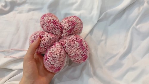 Create Your Own Crochet Puffy Flower Scrunchie for a Fun and Stylish Hair Accessory