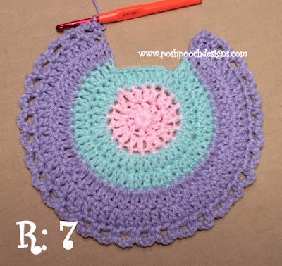 Create Adorable Mealtime Memories with the Crochet Beary Sweet Baby Bib – Easy Pattern Guide