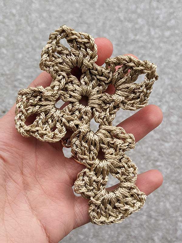 Create a Beautiful Handmade Easter Cross with Crochet Techniques