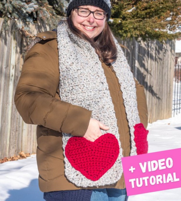 Crochet Chunky Pocket Scarf