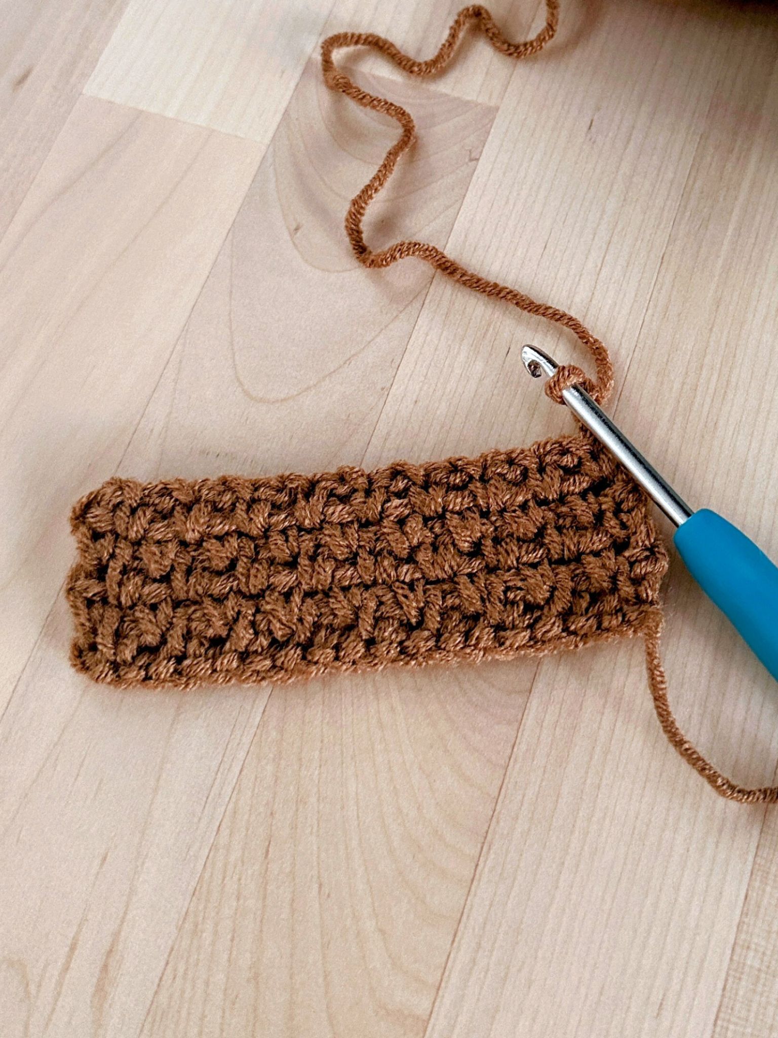 Create Your Own Crochet Hiker&rsquo;s Headband: Easy Pattern Guide for Outdoor Enthusiasts