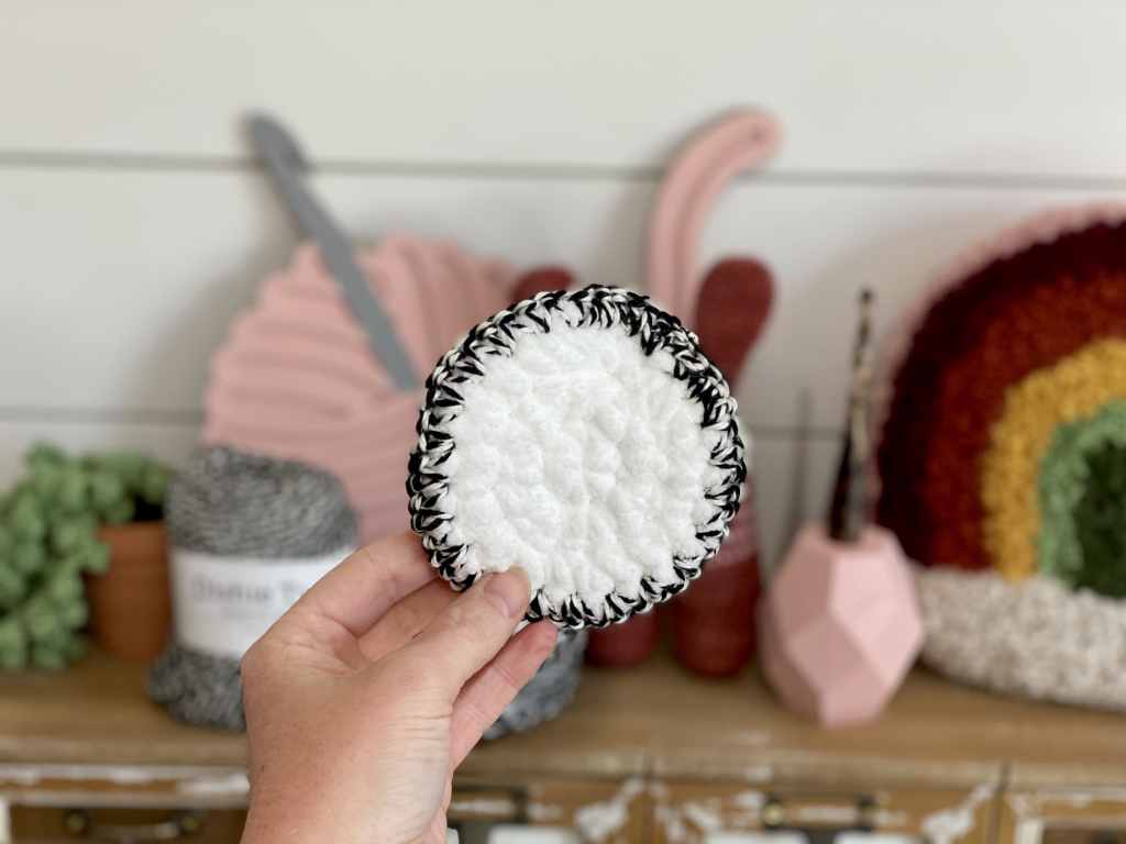 Create Beautiful Handmade Plush Face Scrubbies with Crochet - A Complete Guide