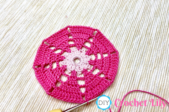 Create a Stunning Crochet Doily with Intricate Heart Designs for Your Home Decor