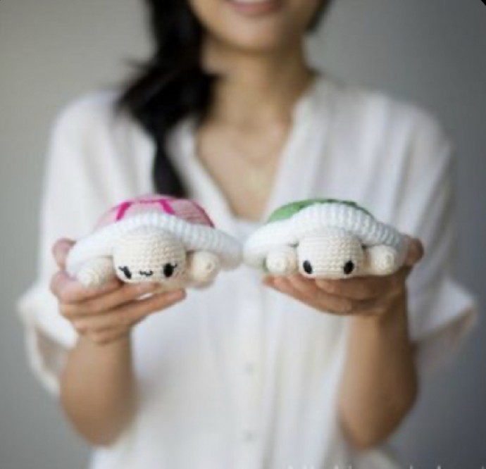 Free Crochet Pattern: Amigurumi Turtle