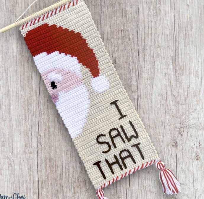 Crochet Santa Wall Hanging (Free Pattern)