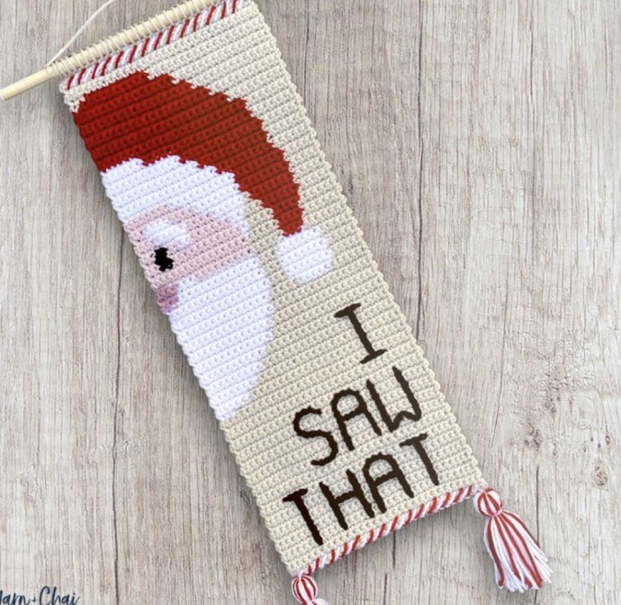 Create a Festive Crochet Santa Wall Hanging for a Unique Christmas Decoration Create a Festive Crochet Santa Wall Hanging for a Unique Christmas Decoration