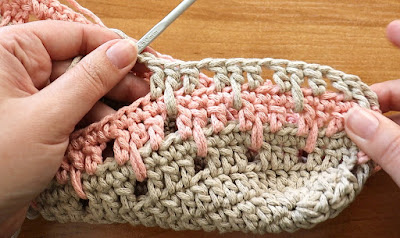 Create Your Own Stylish Crochet Two Color Tote Market Bag &ndash; Perfect for Eco-Friendly Shopping!