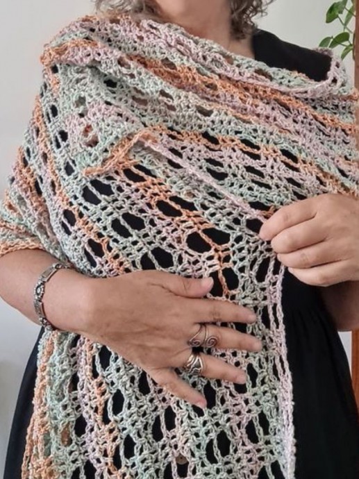 Crochet Lavender Shawl Wrap (Free Pattern)