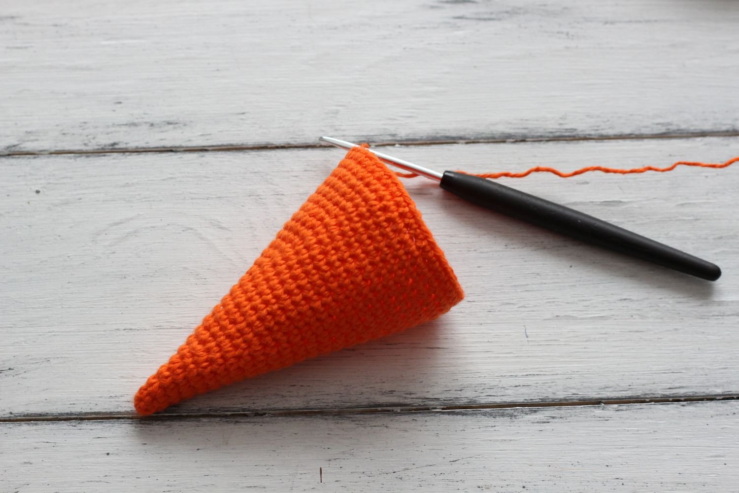 Create Your Own Adorable Crochet Hare in a Cone – A Step-by-Step Guide