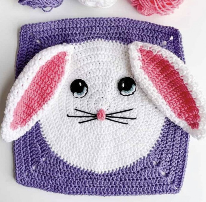 Cute Easter Bunny Square