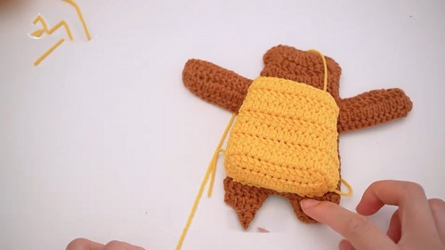 Create Your Own Crochet Travel Hug Bear Ear Pod&#039;s Pouch for Effortless Organization