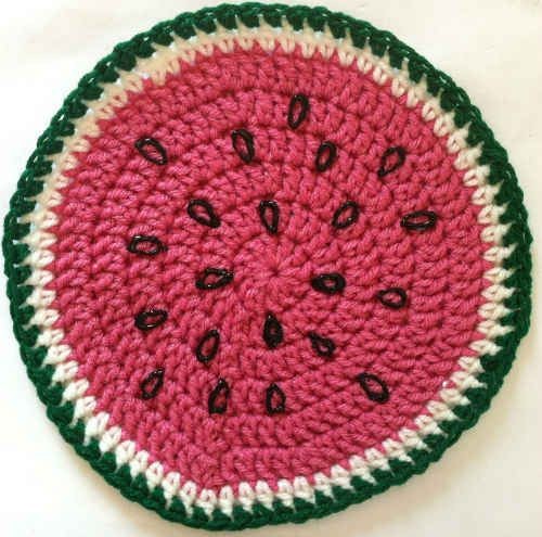 Craft Your Own Watermelon Dishcloth: A Fun Crochet Project for Summer Decor