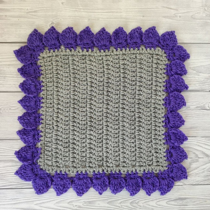 Create an Elegant Crochet Spades Stitch Border for Your Projects