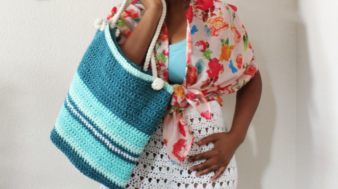 Crochet Knotted Beach Bag: Your Stylish and Functional Summer Essential Crochet Knotted Beach Bag: Your Stylish and Functional Summer Essential