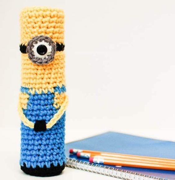 Create Your Own Adorable Crochet Minion Pencil Case Tutorial Create Your Own Adorable Crochet Minion Pencil Case Tutorial