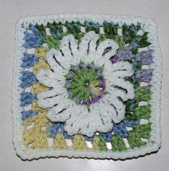 Crochet Daisy Afghan Square