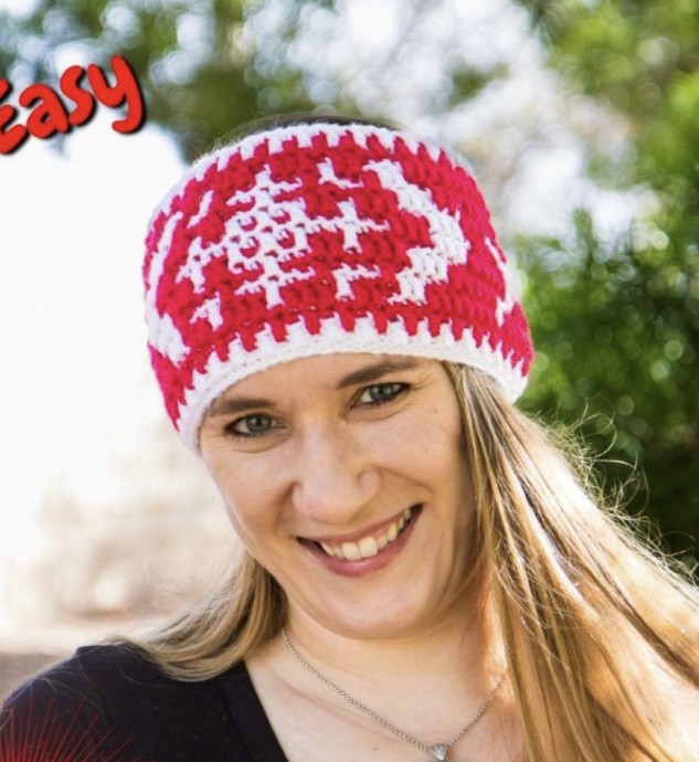 Trendy Crochet Christmas Mosaic Ear Warmer: Stylish Winter Accessory for Warmth and Holiday Cheer Trendy Crochet Christmas Mosaic Ear Warmer: Stylish Winter Accessory for Warmth and Holiday Cheer